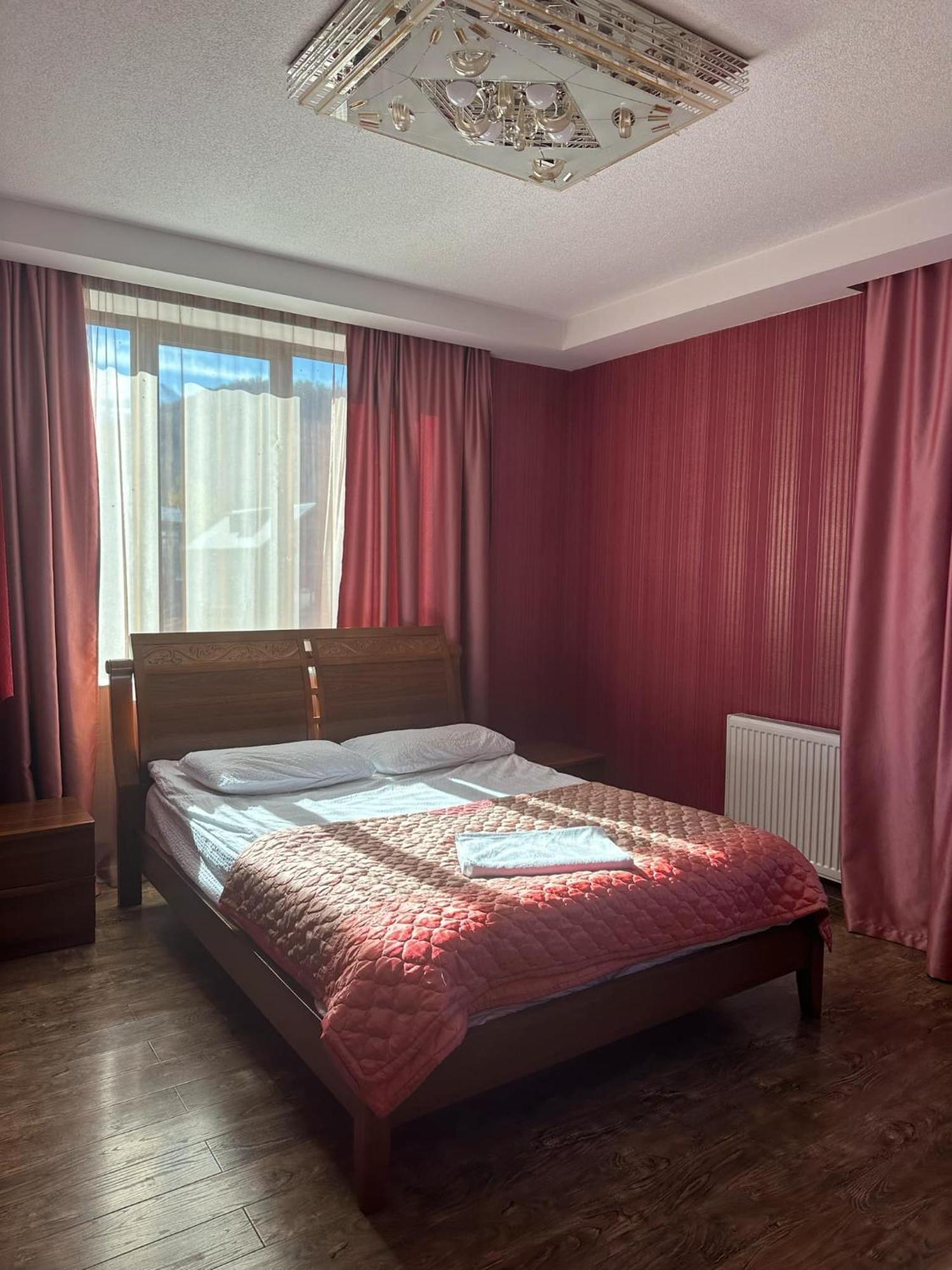 Hotel In Бакуриани Экстерьер фото