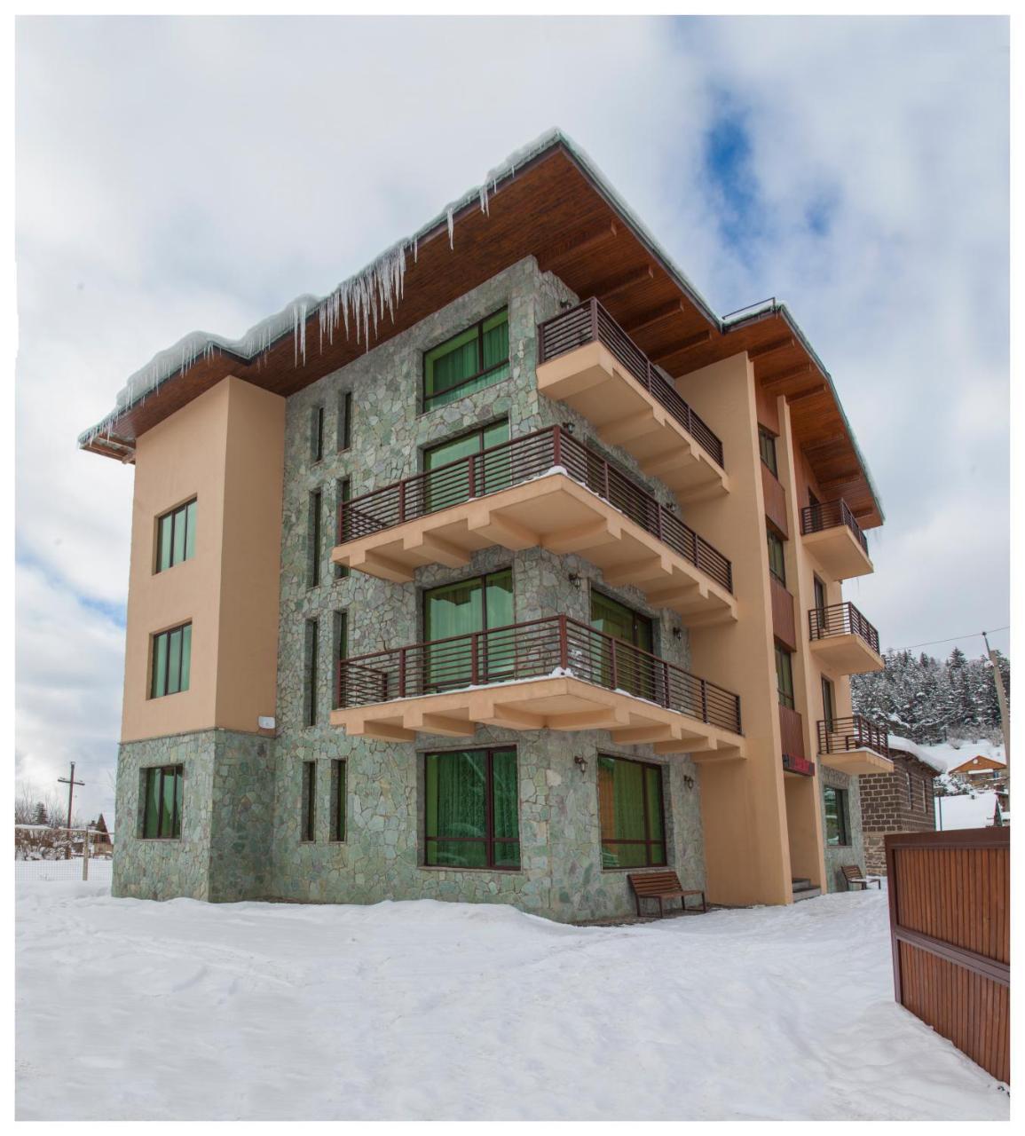 Hotel In Бакуриани Экстерьер фото